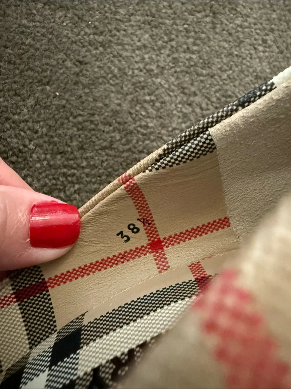 Burberry elegant pumps